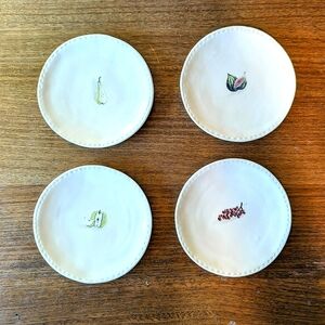Vintage Rae Dunn Boutique Stitched Fruit Plates Full Set Fig Apple Grapes Pear